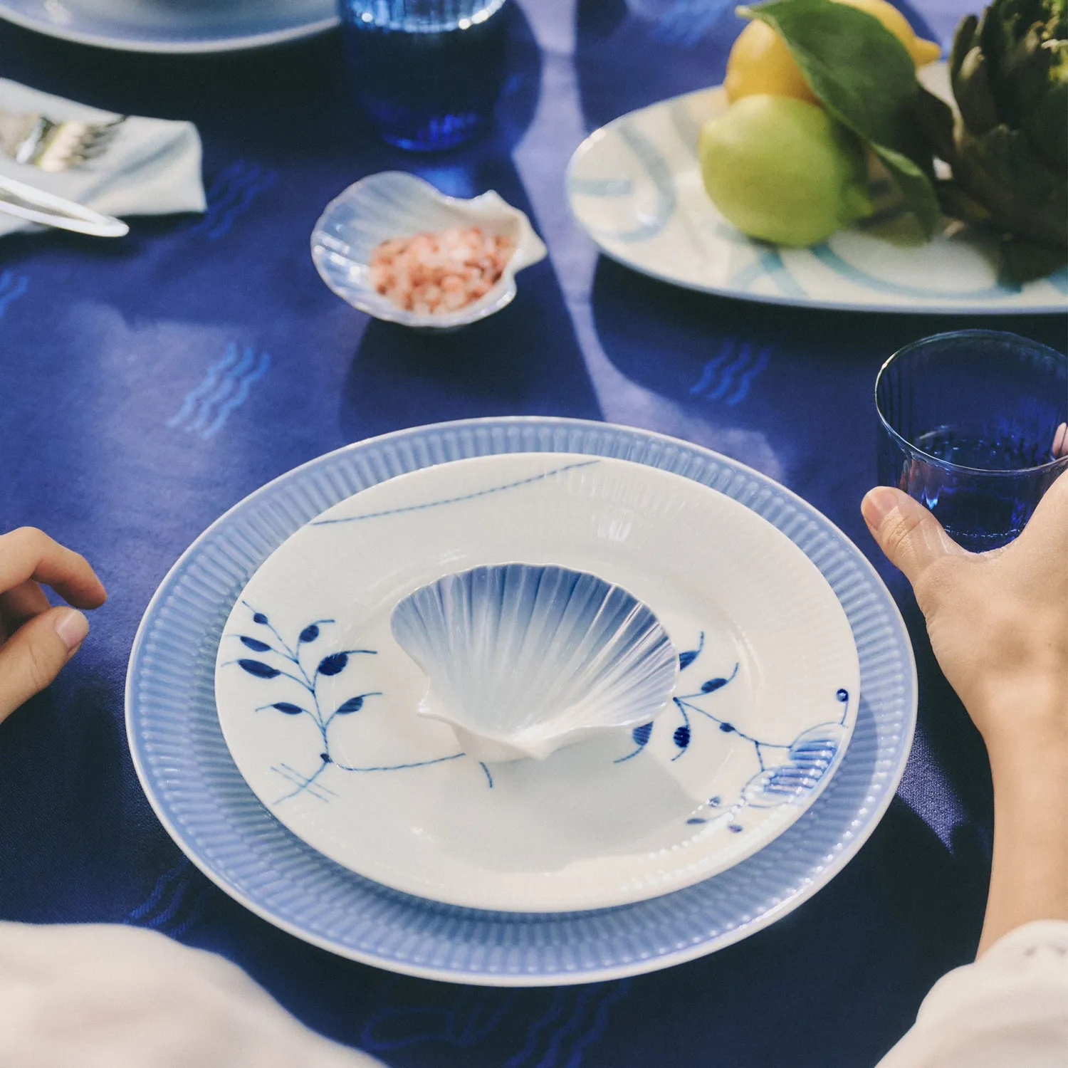 Kgl. Porcelæn Blå Mega Riflet tallerken 22 cm dek. 9