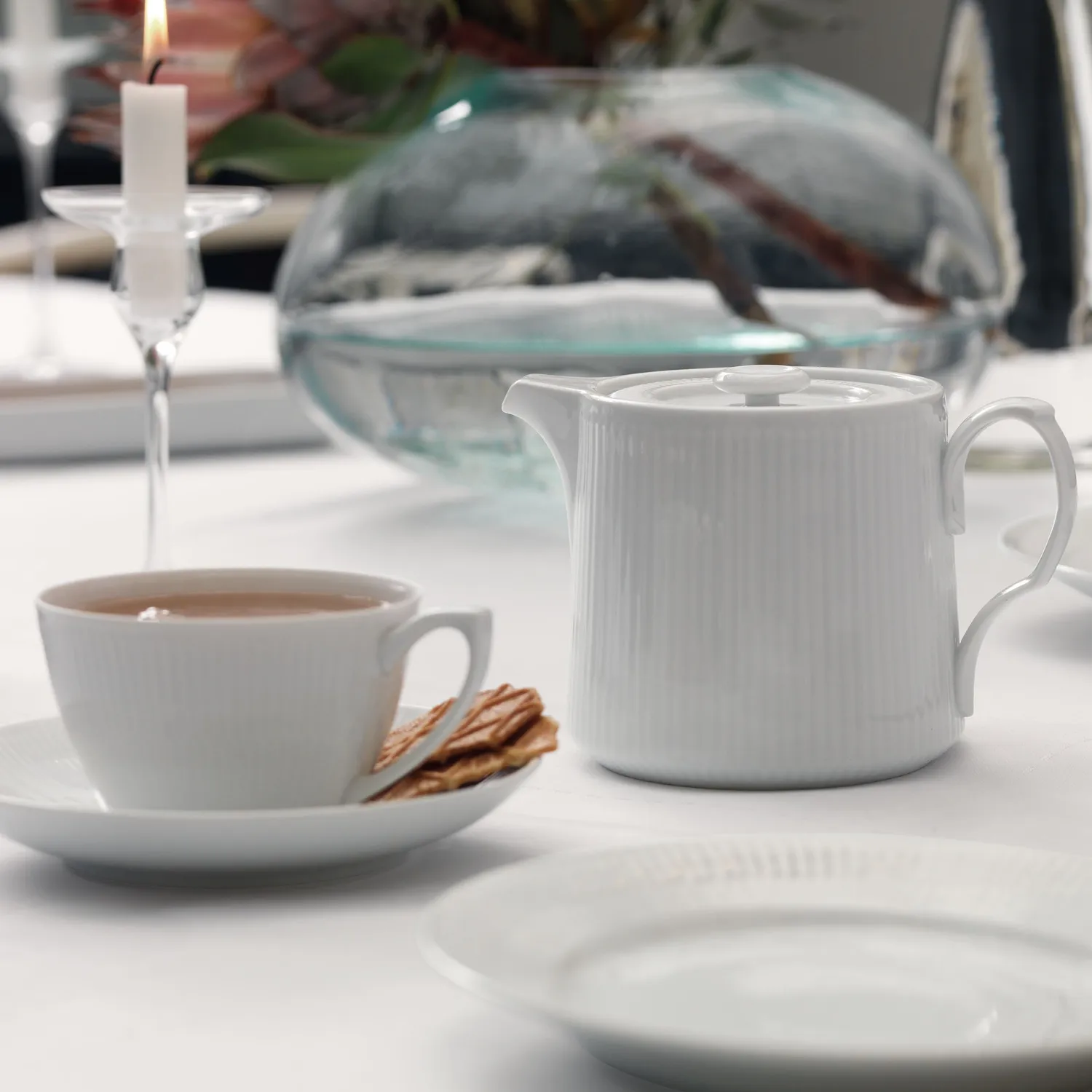 Kgl. Porcelæn Hvid Riflet tallerken 19 cm hvid porcelæn