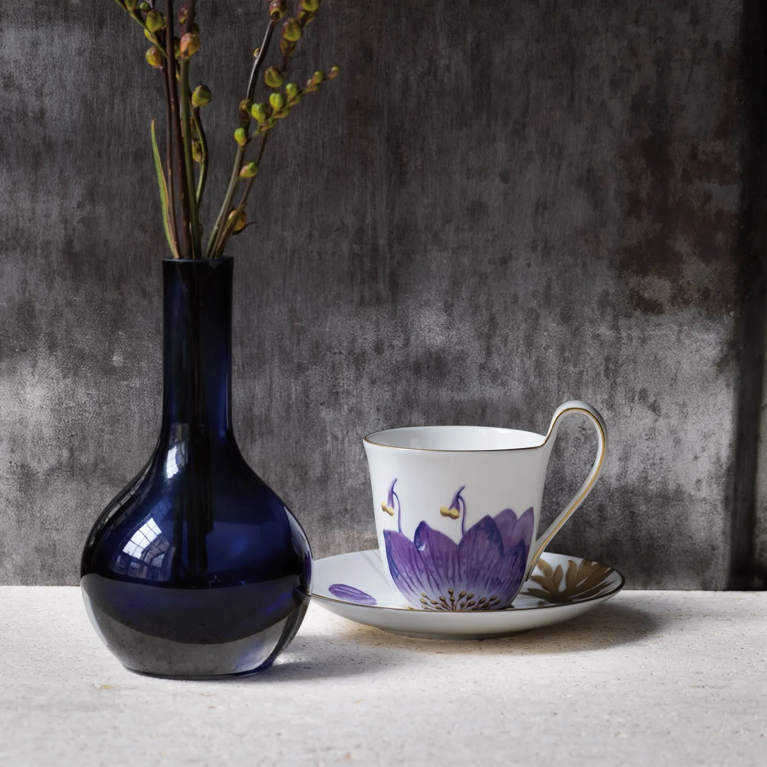 Kgl. Porcelæn Flora højhankskop Stedmoderblomst 27 cl