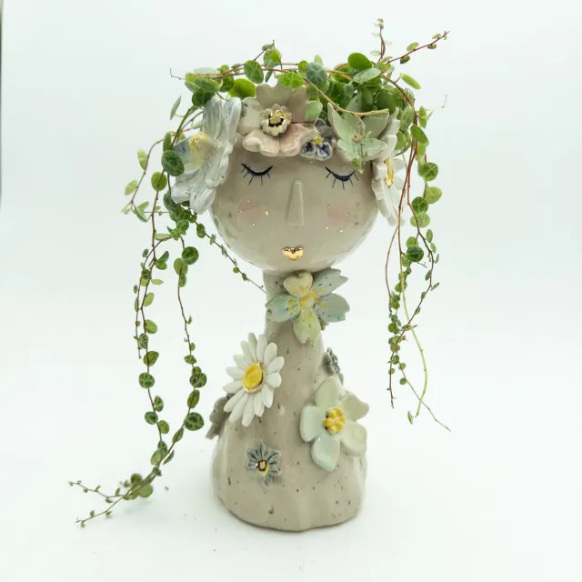 A for Anette Keramik Blomsterdame Bella figur lille håndlavet