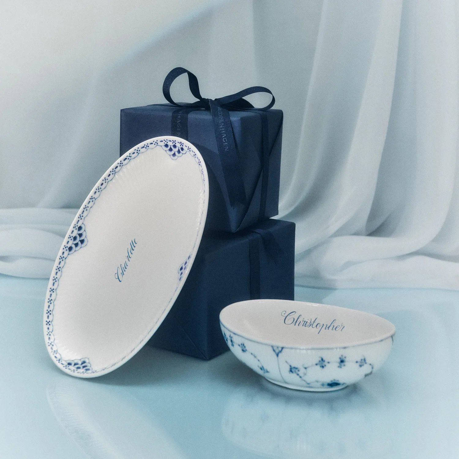 Royal Copenhagen Prinsesse asiet Bespoke 23,5 cm navn