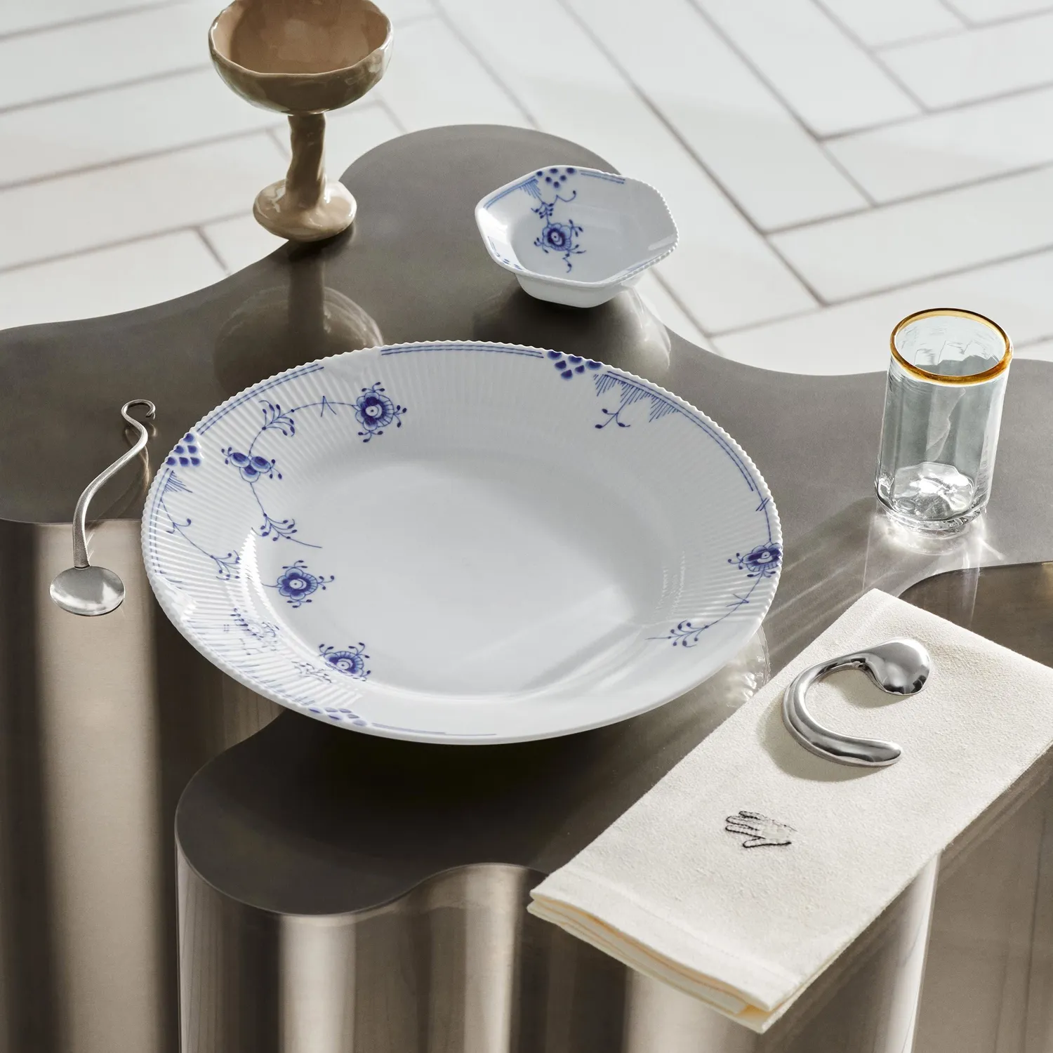 Royal Copenhagen Blå Elements tallerken 28 cm håndmalet