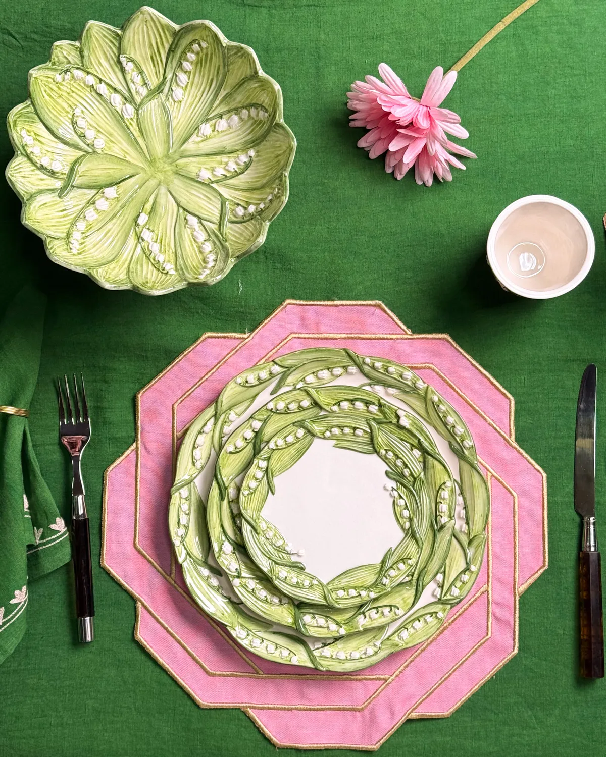 Les Ottomans Lily of the Valley opsats keramik håndmalet