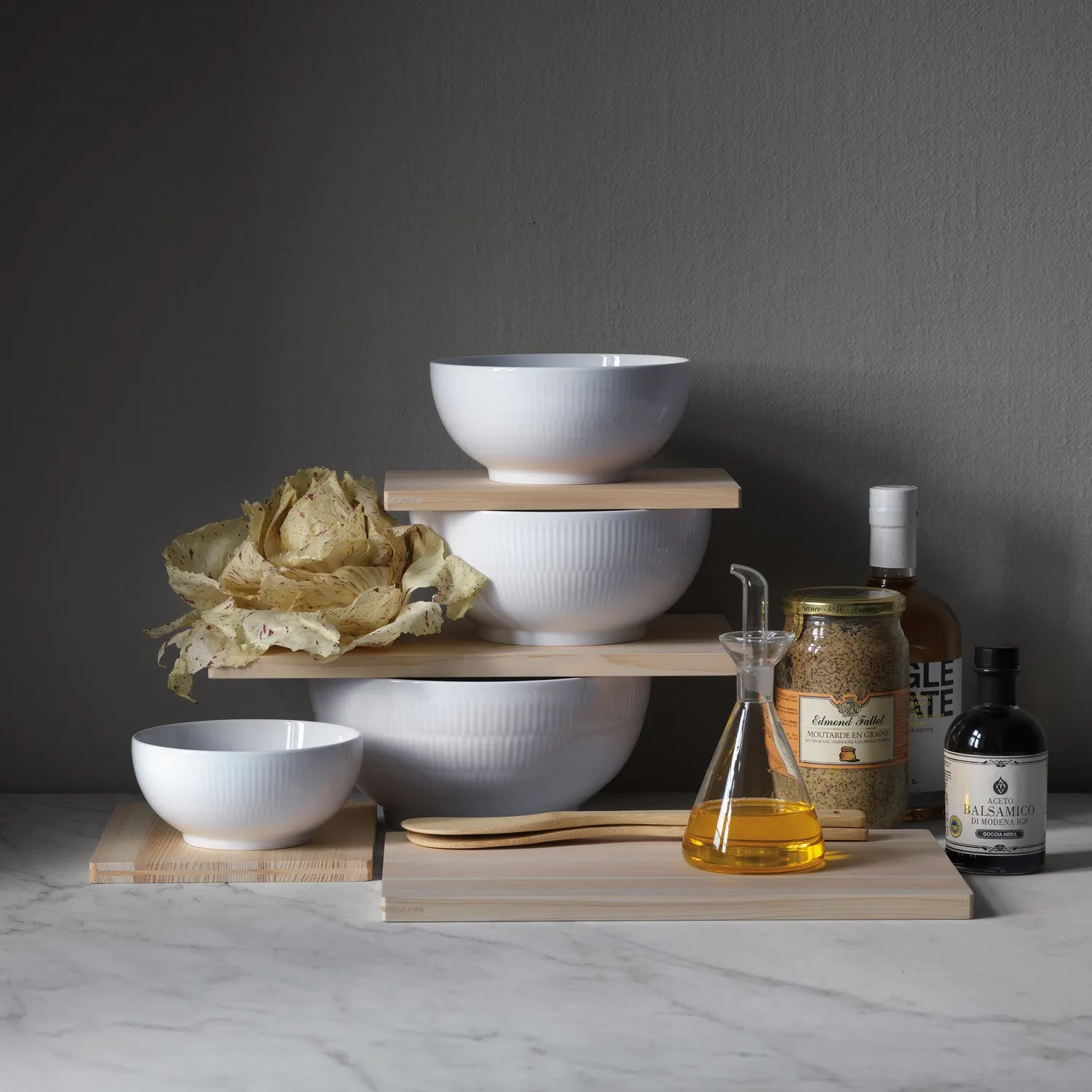 Kgl. Porcelæn Hvid Riflet skål 73 cl hvid porcelæn