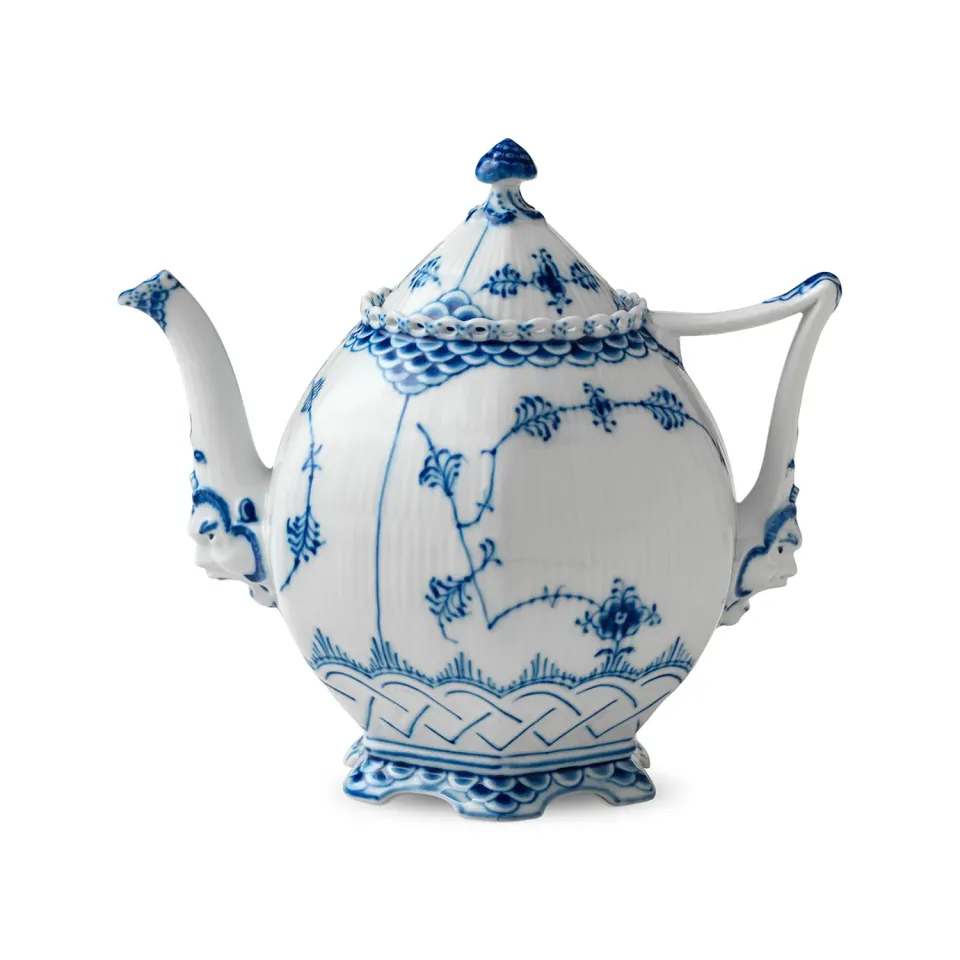 Kgl. Porcelæn Musselmalet Helblonde tekande 100 cl