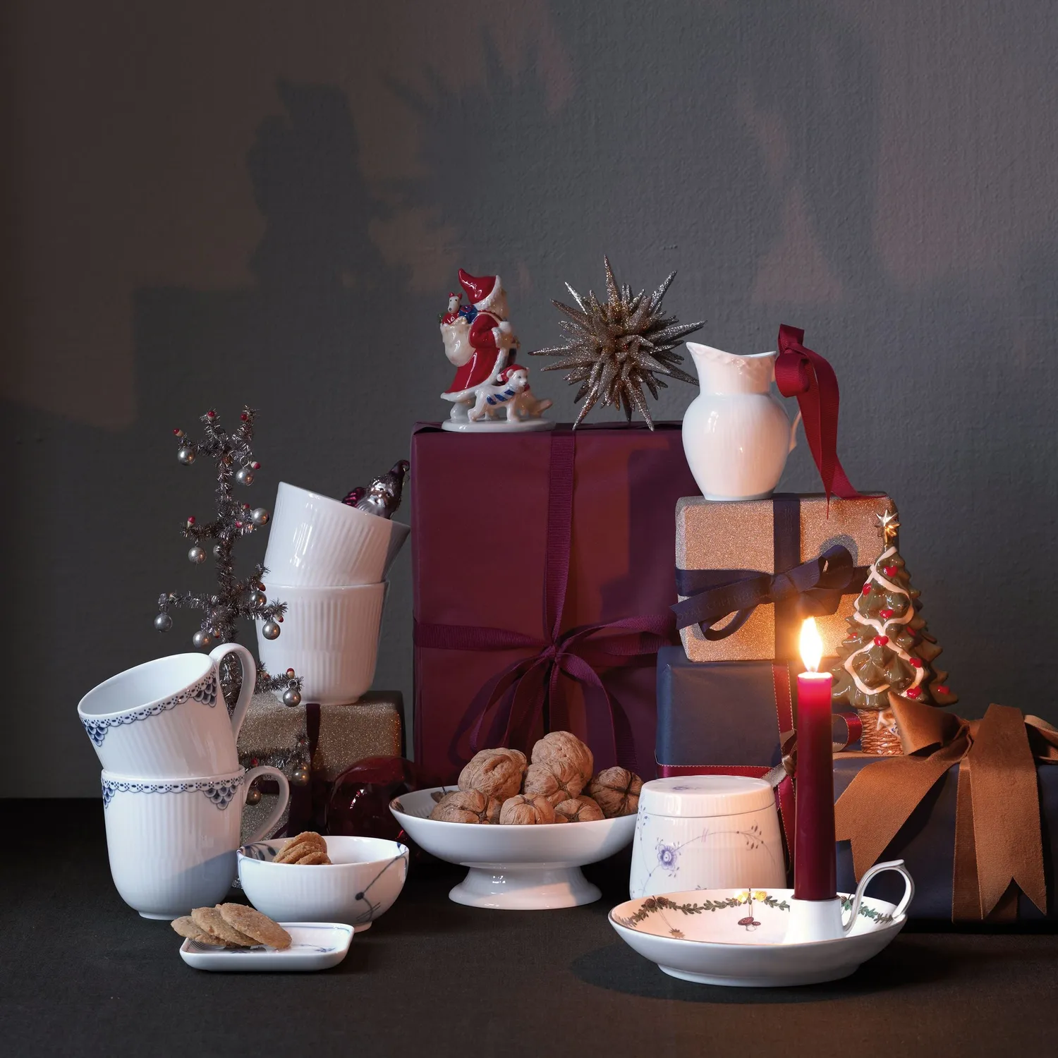 Royal Copenhagen Stjerne Riflet Jul skål fod 42 cl