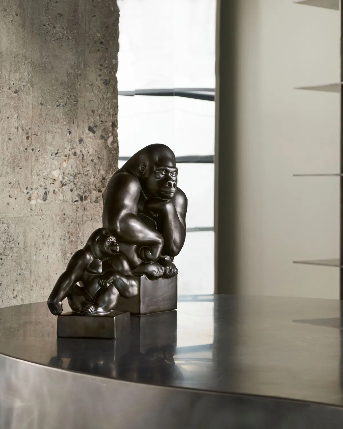 Kgl. Porcelæn Figurer gorilla 20 cm grafit porcelænsfigur