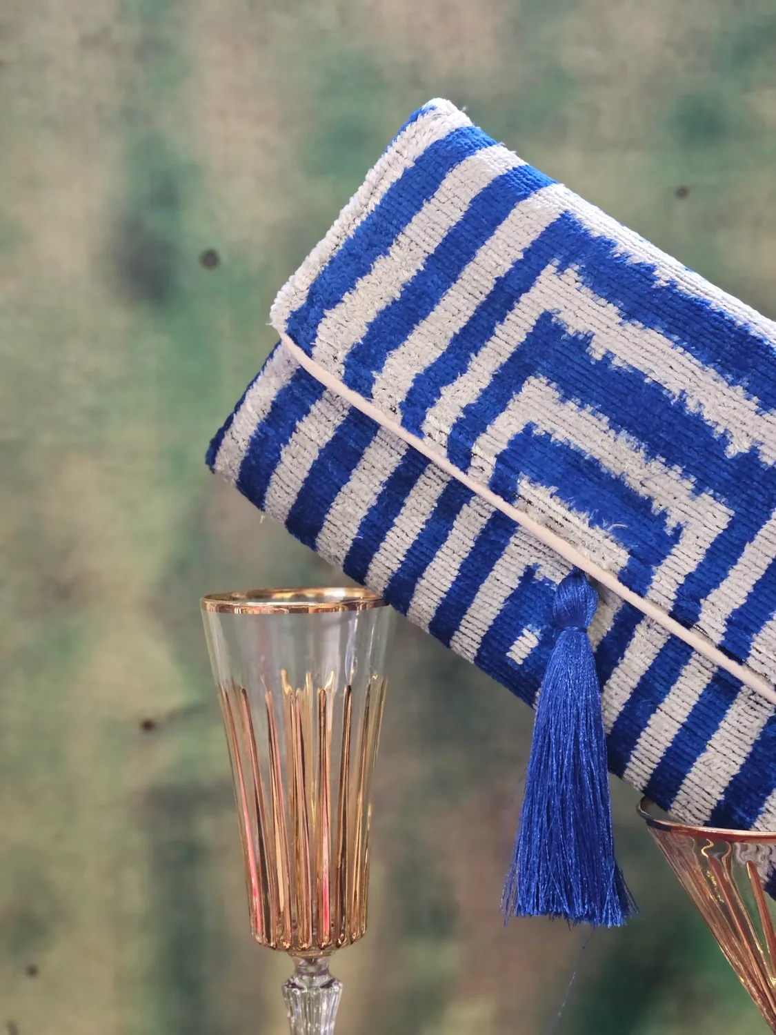Les Ottomans clutch 117 silkefløjl ikat mønster