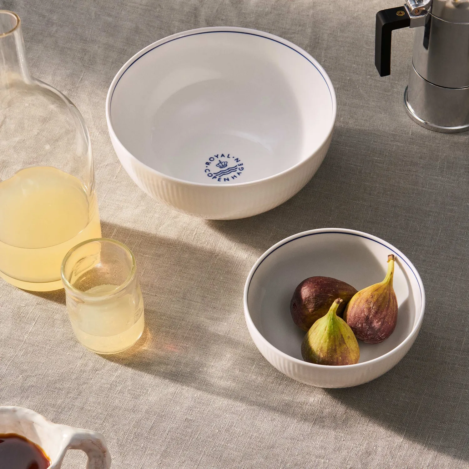 Kgl. Porcelæn Blueline skål 180 cl riflet porcelæn