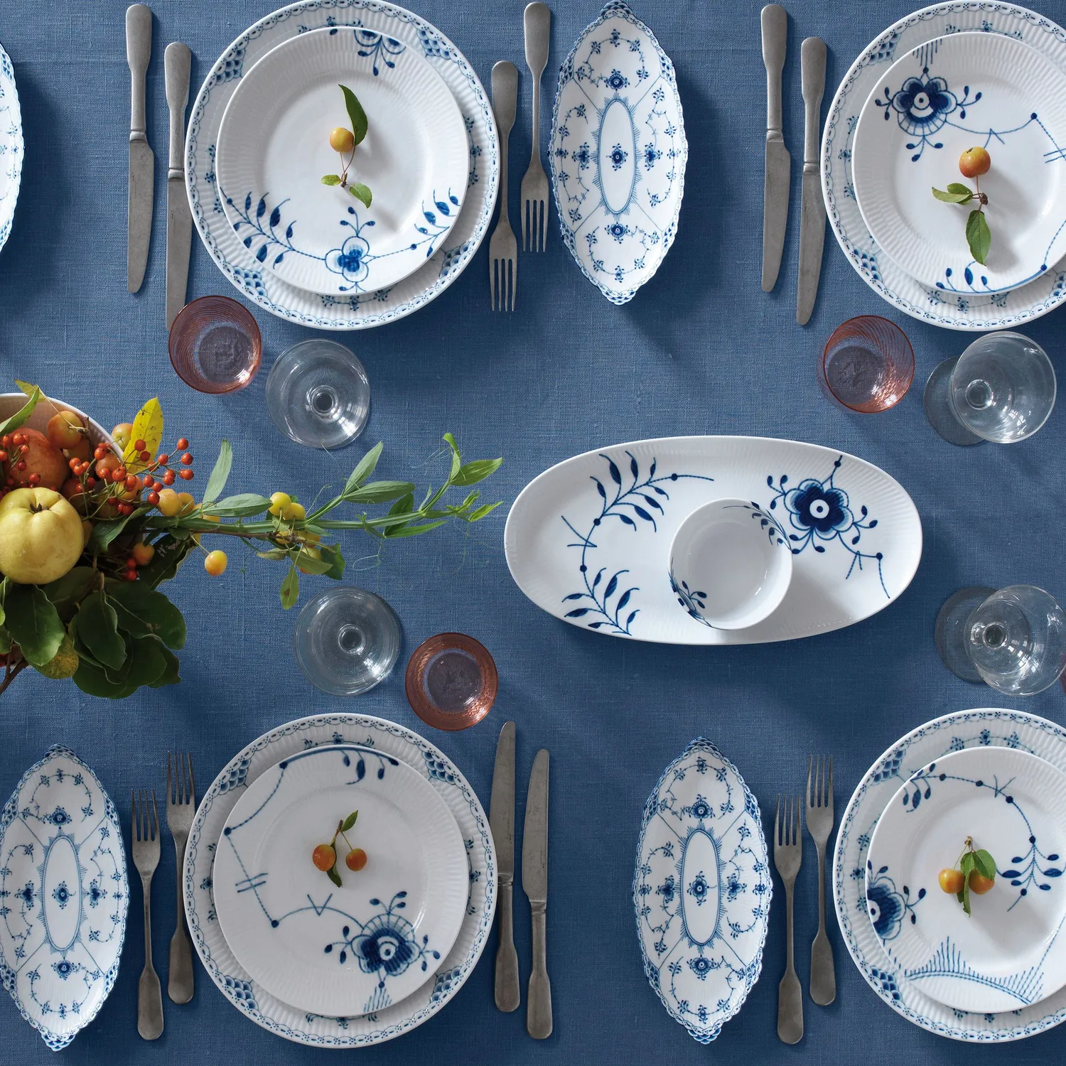 Kgl. Porcelæn Musselmalet Halvblonde tallerken 27 cm