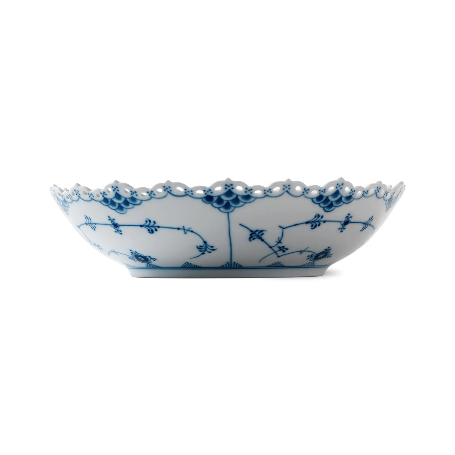 Kgl. Porcelæn Musselmalet Helblonde skål 140 cl blondekant