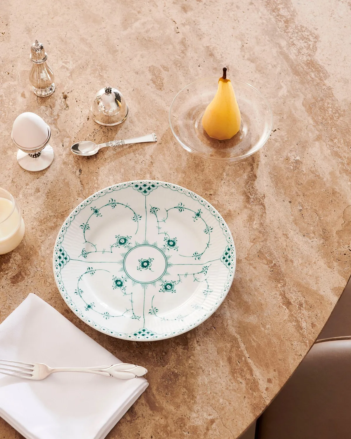 Royal Copenhagen Smaragd Musselmalet Halvblonde tallerken 22 cm grøn